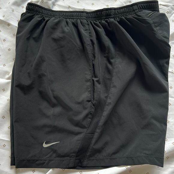 NIKE • Running Shorts • Black • Size Medium - Picture 5 of 6